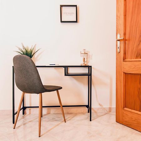 Golden Luxury Home - San Giovanni - 10 Min To Basilica Of San Giovanni - 25 Min To Colosseum روما المظهر الخارجي الصورة